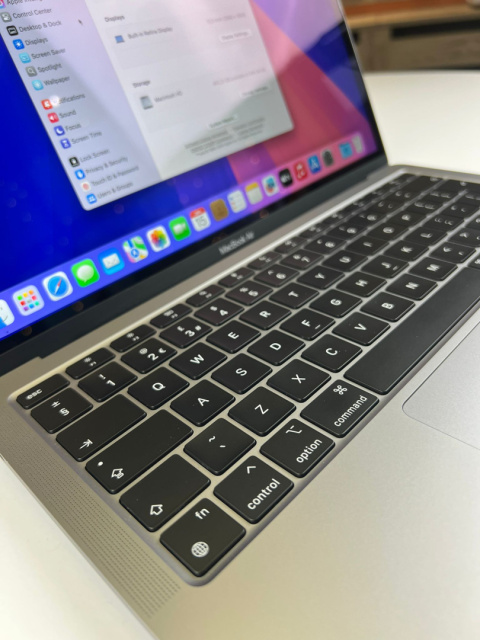 Apple MacBook Air 13 M1 16GB 512GB Space Grey Apple MacBook Air 13 M1 16GB 512GB Space Grey